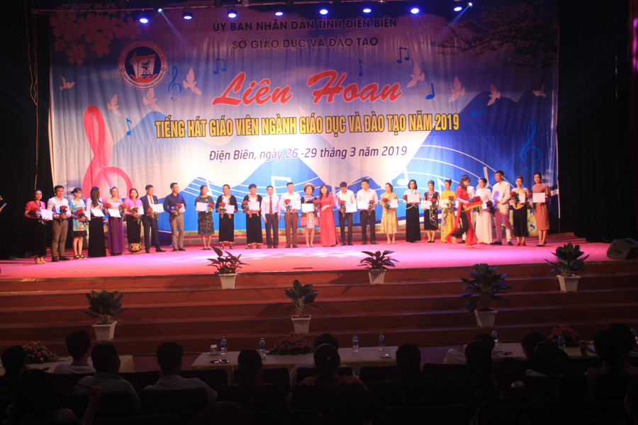 BTC trao giải cho các đơn vị