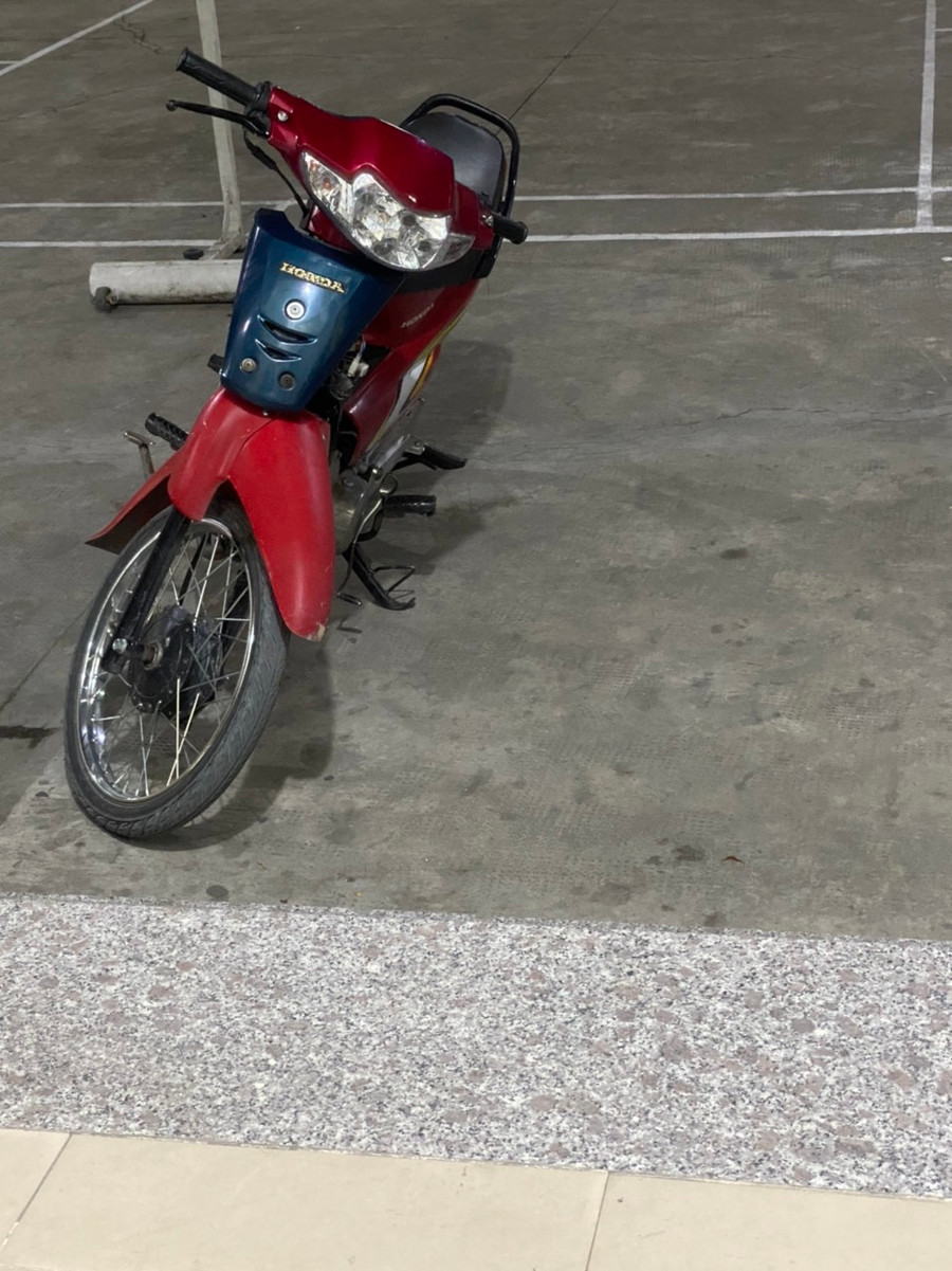 Chiếc xe máy mà đối tượng dùng để đi gây án.