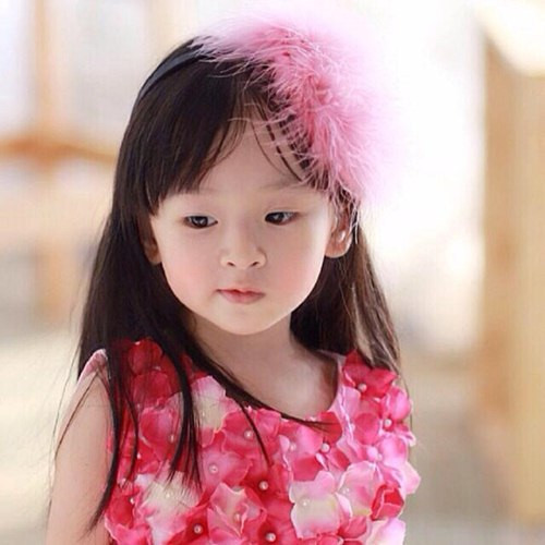 3 bé gái Việt lai Tây siêu đáng yêu có lượng fan áp đảo nghệ sĩ nổi tiếng ảnh 4 3 be gai viet lai tay sieu dang yeu co luong fan ap dao nghe si noi tieng - 4