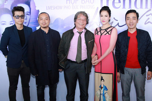 Ca sĩ Thu Phương bên nhạc sĩ Phó Đức Phương (giữa) và các thành viên trong êkíp của ông liveshow-hon-4-ty-cua-pho-duc-phuong-bi-e-ngai-se-e-ve-1