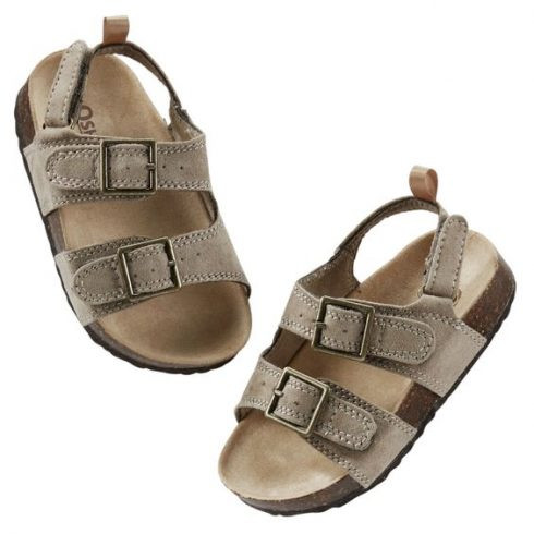 Mách bạn chọn các kiểu giày sandal nữ hot nhất hiện nay ảnh 9 oshkosh-490x490