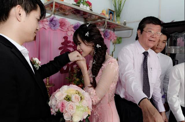 Cô dâu xinh như hoa, vạn chàng mê ở Bình Phước kết hôn khiến nhiều học sinh tiếc nuối ảnh 8 my-ha-kim-cuoi-chong111