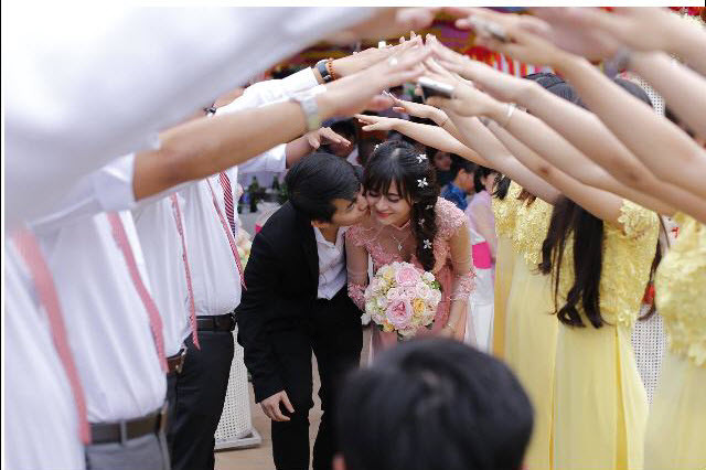 Cô dâu xinh như hoa, vạn chàng mê ở Bình Phước kết hôn khiến nhiều học sinh tiếc nuối ảnh 3 my-ha-kim-cuoi-chong11111