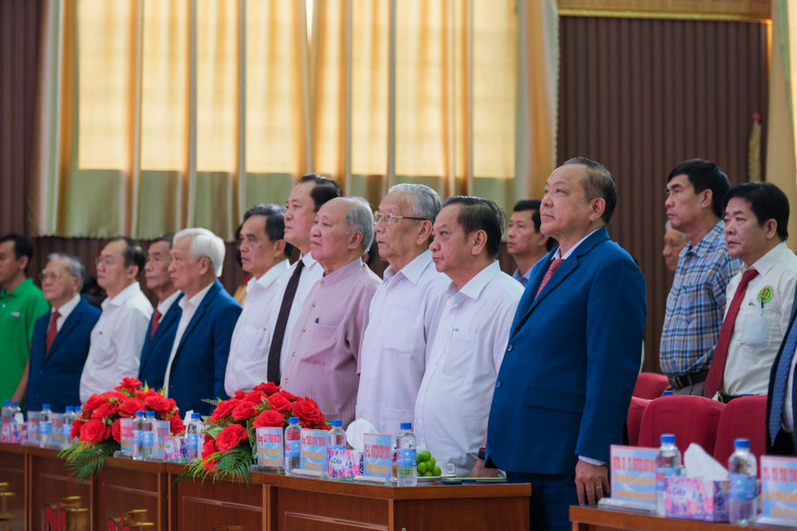 Đại biểu tham dự buổi lễ. Đại biểu tham dự buổi lễ.