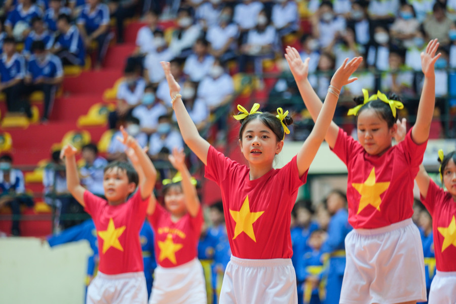 Một số tiết mục biểu diễn văn nghệ tại lễ khai mạc. Một số tiết mục biểu diễn văn nghệ tại lễ khai mạc.