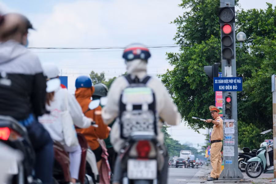 Ngành GD phối hợp Công an thành phố đảm bảo giao thông thông thoáng trong suốt quá trình diễn ra kỳ thi.