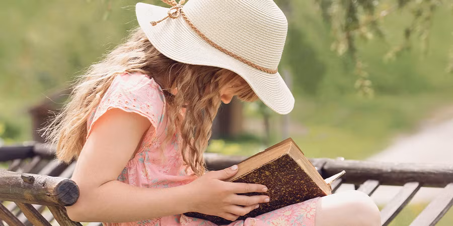 Đọc có thể là một thói quen tốt để duy trì. (Ảnh: ITN).