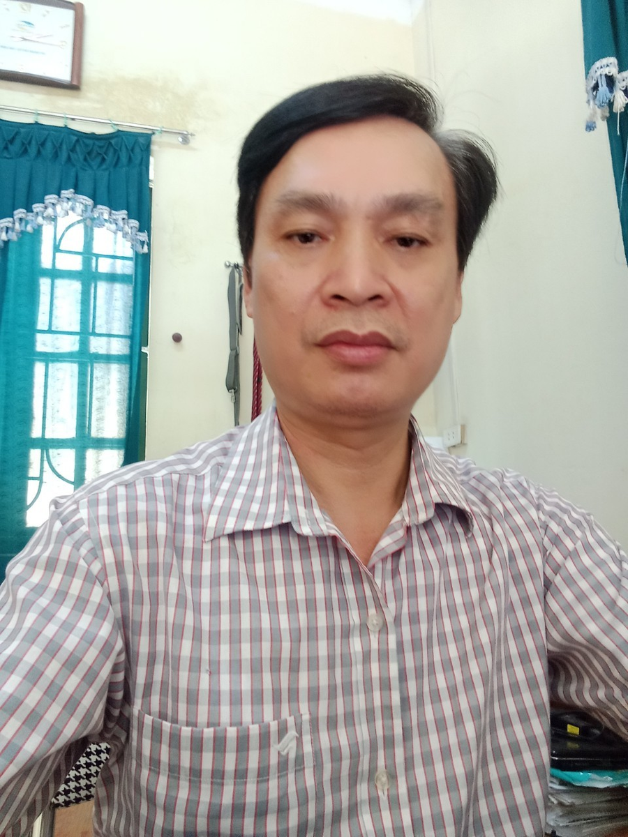 Thầy giáo Phạm Văn Công. Ảnh: NVCC. Thầy giáo Phạm Văn Công. Ảnh: NVCC.