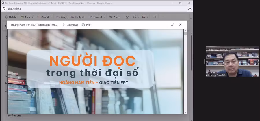 Chuyên gia Hoàng Nam Tiến chia sẻ ý kiến tại hội thảo online.