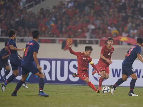 "Giải mã" cách dùng người cũ - mới của thầy Park ảnh 3