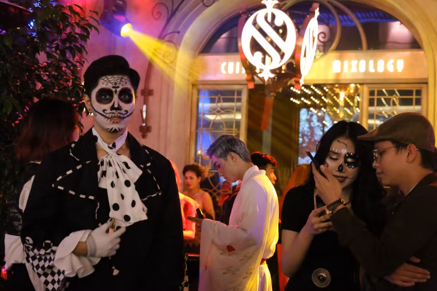 Đây cũng là dịp cho các đôi hẹn hò có thêm không gian trải nghiệm thú vị.