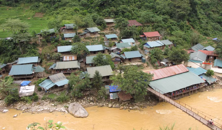 Bản Nậm Ô (xã Nậm Ban, huyện Nậm Nhùn), nơi có 100% đồng bào Mảng sinh sống đang dần "thay da, đổi thịt".