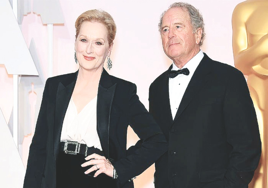 Hạnh phúc cùng chồng.