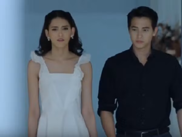 Đôi tất sạch cất gọn gàng trong ngăn tủ tố cáo dấu hiệu mờ ám của chồng ảnh 2 Ảnh minh họa