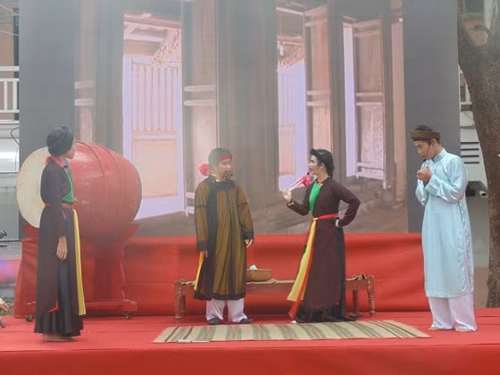 Khi học sinh thử sức với chèo ảnh 4