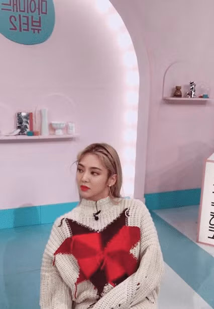 Học sao Hàn diện đồ từ thu sang đông mà vẫn hợp mốt vô cùng