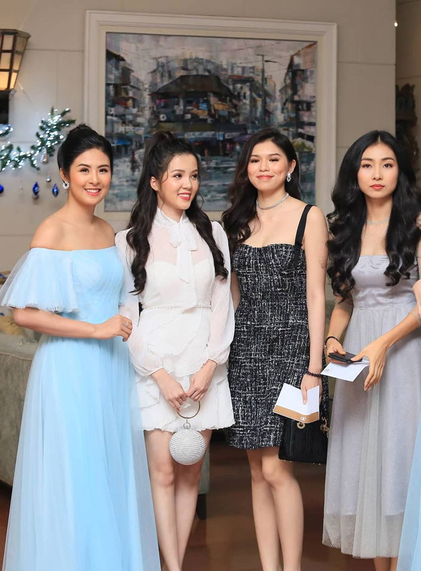 Ngắm dàn phù dâu toàn “tuyệt sắc giai nhân” trong đám cưới Á hậu Thanh Tú ảnh 13 Các người đẹp của cuộc thi Hoa hậu Việt Nam 2016 cũng hội ngộ trong đám cưới của Á hậu Thanh Tú.