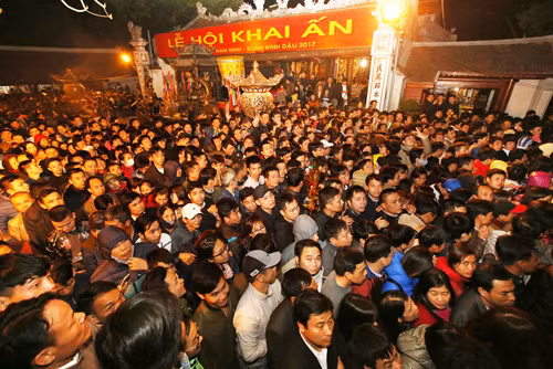 Lễ khai ấn đền Trần Nam Định năm 2017. Ảnh: Ngọc Thành.