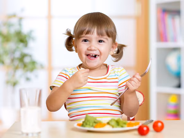 Bí quyết để trẻ hứng thú với bữa ăn