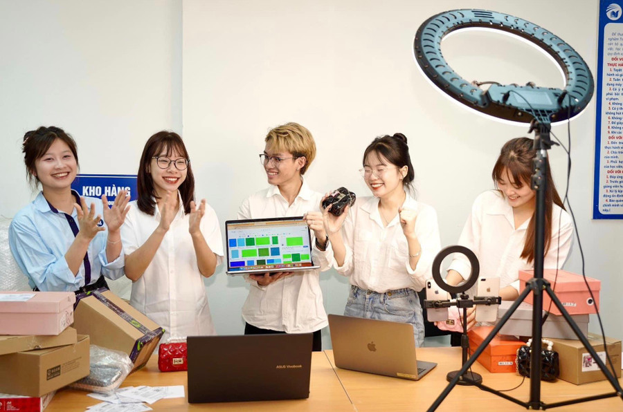 Trường Đại học Công nghệ Thông tin và truyền thông dự kiến tuyển sinh 3000 chỉ tiêu.