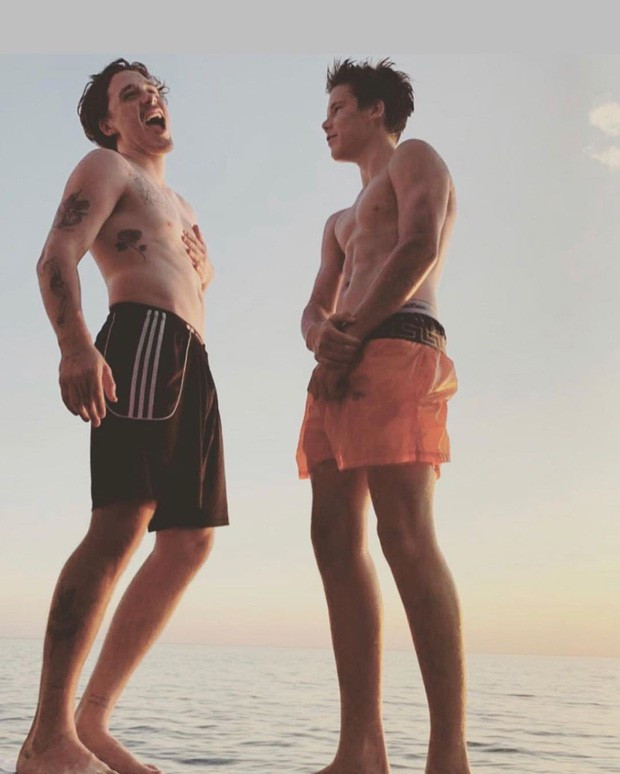 Ít ai biết cậu ba nhà Beckham lại là nhân vật đáng nể thế này ảnh 5