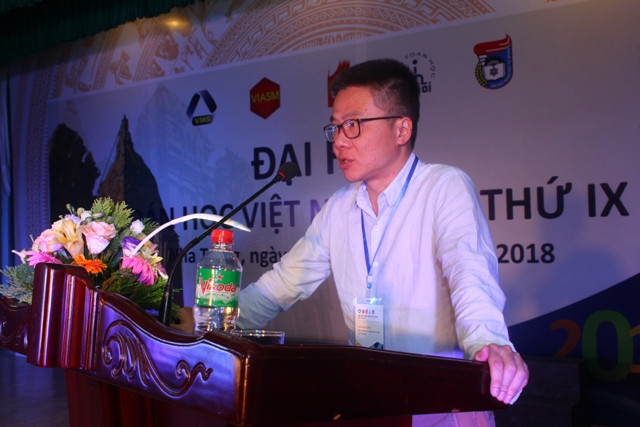 GS. Ngô Bảo Châu - Giám đốc khoa học Viện NCCC về Toán, đại diện BTC phát biểu.