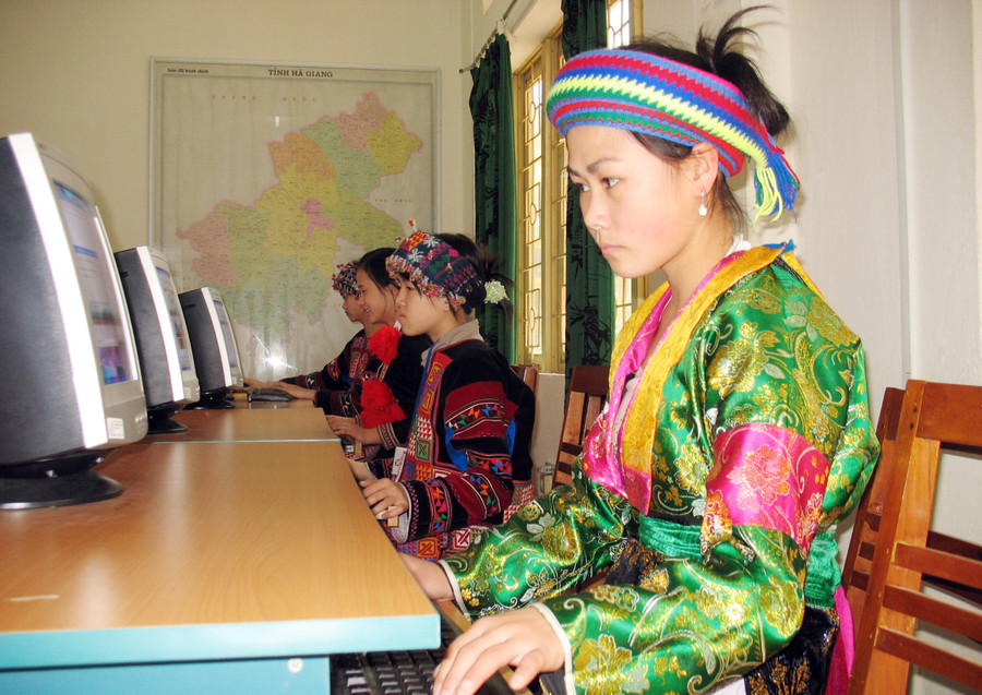 Cơ sở vật chất trường lớp vùng đồng bào DTTS từng bước được đầu tư hiện đại