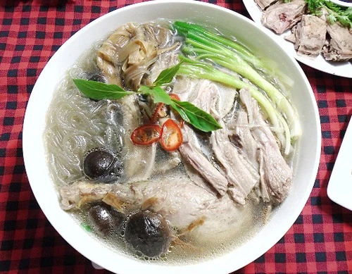 Cách làm miến măng vịt nấu nấm thơm ngon cho bữa sáng