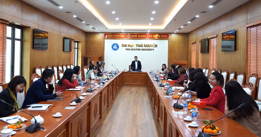 Nâng cao chất lượng công tác đào tạo từ xa.