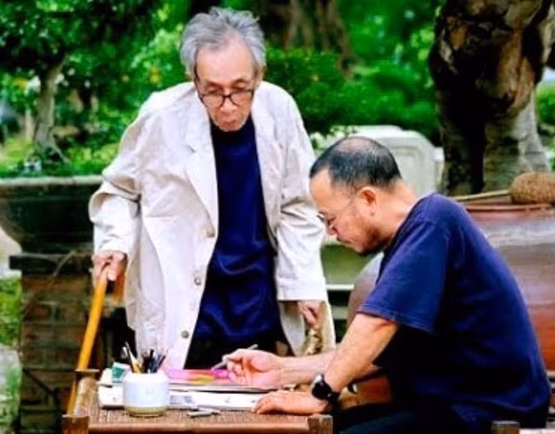 Nhà văn Kim Lân với con trai – họa sĩ Thành Chương.