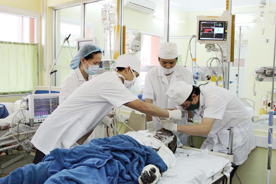 Nhiều bệnh nhân gặp nguy hiểm đến tính mạng chỉ vì coi thường vết thương nhỏ