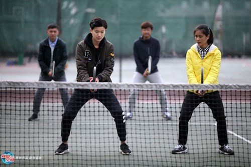 co-giao-the-duc-dep-trai-khien-nu-sinh-cung-phat-me-5