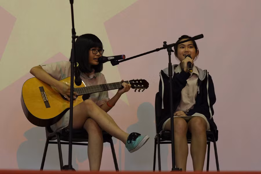 Học bổng, nữ sinh, nữ sinh mọt sách, Nguyễn Bích Diệp