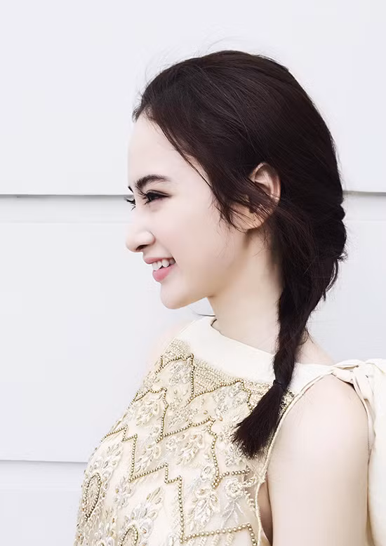 4-kieu-toc-dep-khi-xuong-pho-ngay-he-cua-angela-phuong-trinh-4