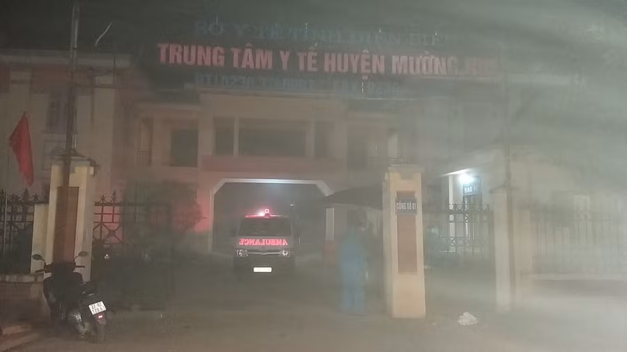 Huyện Mường Nhé tiến hành truy vết trong đêm với tinh thần khẩn trương nhất.