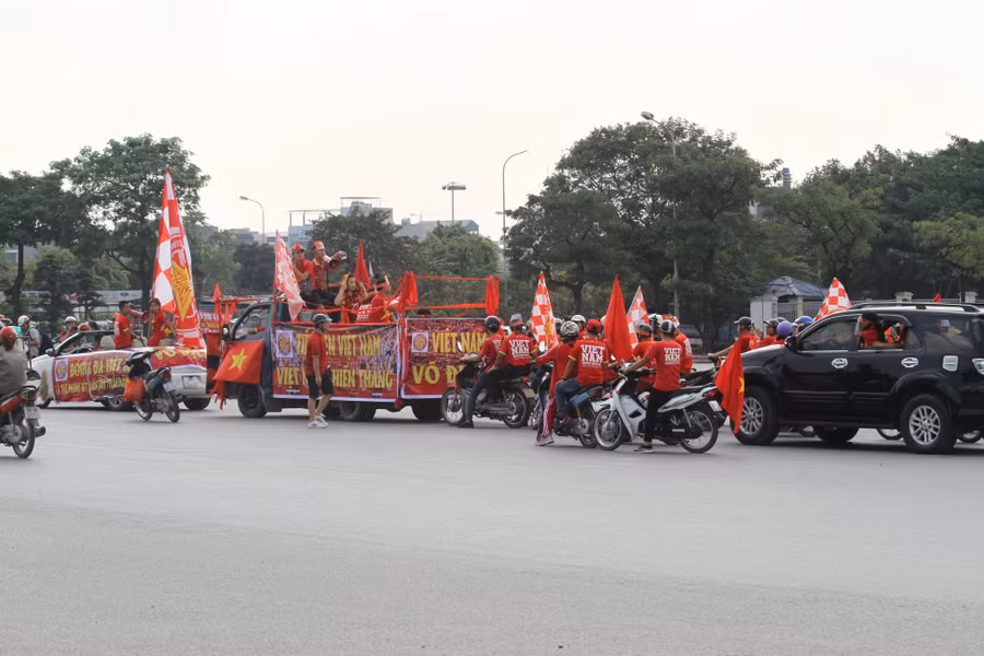 Những hình ảnh hâm nóng bầu không khí trước trận đấu Việt Nam - Philippines.