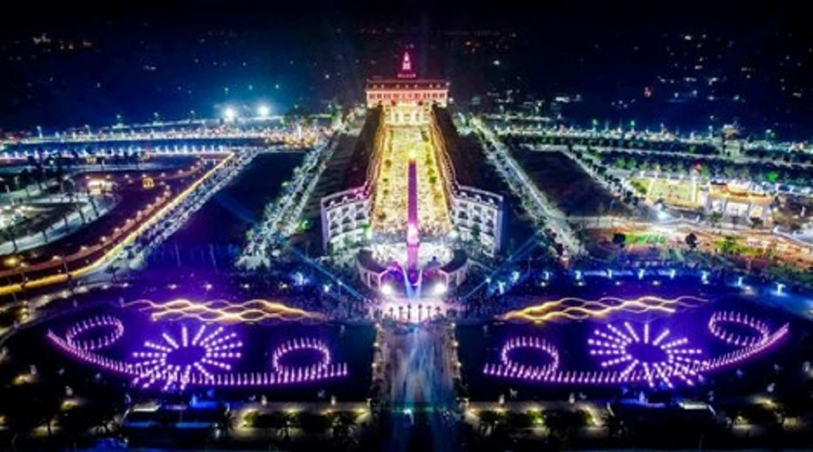 Sân khấu nhạc nước The Harmony – công trình biểu tượng nghệ thuật trong KĐT Danko City. Sân khấu nhạc nước The Harmony – công trình biểu tượng nghệ thuật trong KĐT Danko City.