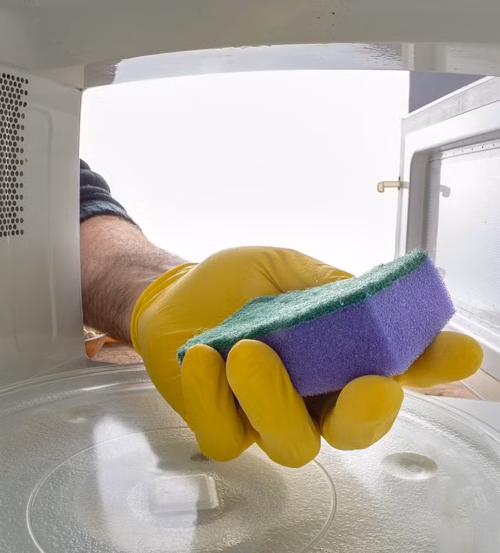 Mẹo khử trùng các vật dụng hàng ngày ảnh 1