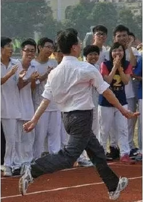 10-anh-hai-hot-nhat-facebook-trong-ngay-3