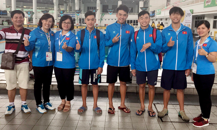 Ngày mai đội bơi tiếp tục bước vào tranh tài ở một số nội dung 200m, 400m... ếch và ngửa