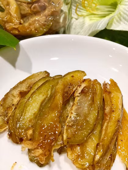 Thử làm mứt khế dẻo thơm cho ngày đầu xuân ảnh 3 Tự làm mứt khế dẻo thơm cho ngày đầu xuân - 2