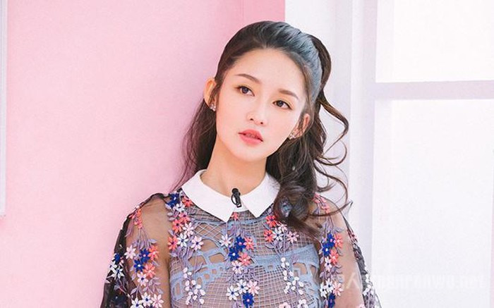 Bất ngờ nhan sắc Dương Mịch cùng dàn người đẹp 8X thời mới vào nghề ảnh 6 Bất ngờ nhan sắc Dương Mịch cùng dàn người đẹp 8X thời mới vào nghề ảnh 6