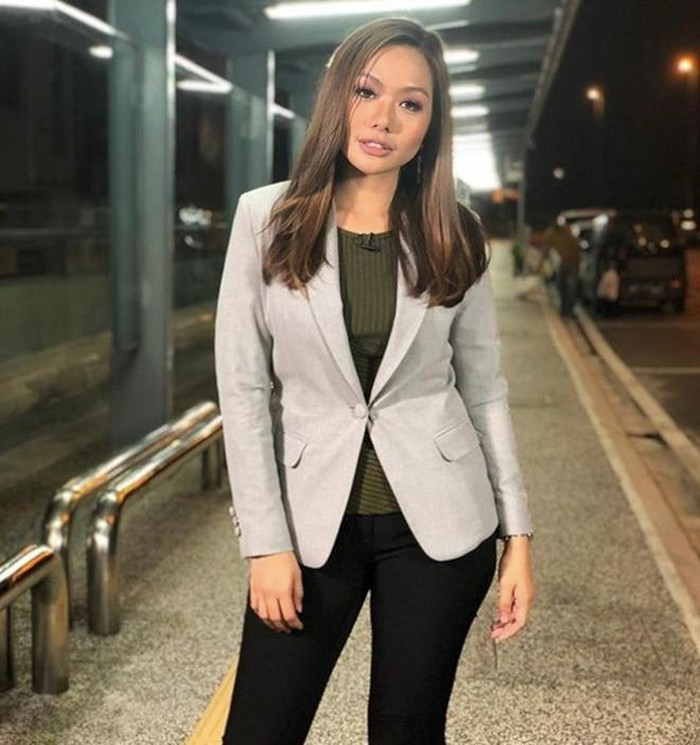 Dàn bạn gái và vợ toàn MC, diễn viên, người mẫu của đội tuyển Malaysia ảnh 3