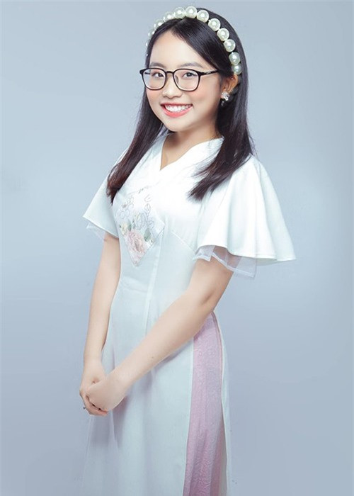 Ở tuổi 16, Phương Mỹ Chi kiếm tiền khủng, dậy thì thành công - Hình 15 O tuoi 16, Phuong My Chi kiem tien khung, day thi thanh cong-Hinh-15