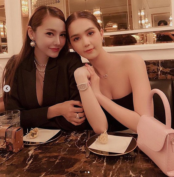 Đăng status lạ, Ngọc Trinh dính nghi vấn đã chia tay người tình đại gia ảnh 5 Ngọc Trinh triết lý yêu đương vỡ mộng, dân mạng nghi Ngọc Trinh đã chia tay người tình đại gia-6