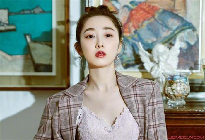 Bất ngờ nhan sắc Dương Mịch cùng dàn người đẹp 8X thời mới vào nghề ảnh 7 Bất ngờ nhan sắc Dương Mịch cùng dàn người đẹp 8X thời mới vào nghề ảnh 7