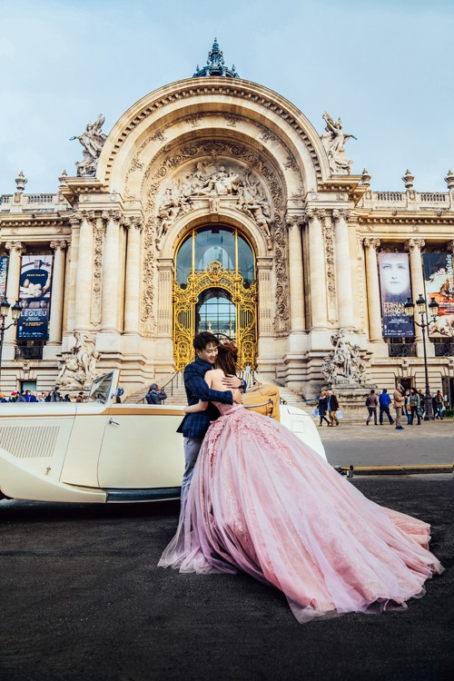 Rich kid Giang Lê tung bộ ảnh cưới xuất sắc tại Paris, chú rể hóa ra cũng là hot boy nổi tiếng ảnh 3 Rich kid Giang Lê tung bộ ảnh cưới xuất sắc tại Paris, chú rể hóa ra cũng là hot boy nổi tiếng ảnh 3