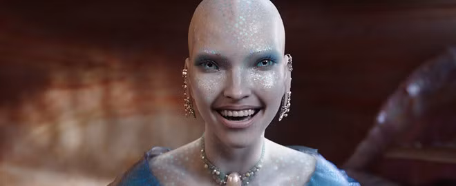 Nhan sắc hút hồn của siêu mẫu Nga đóng 