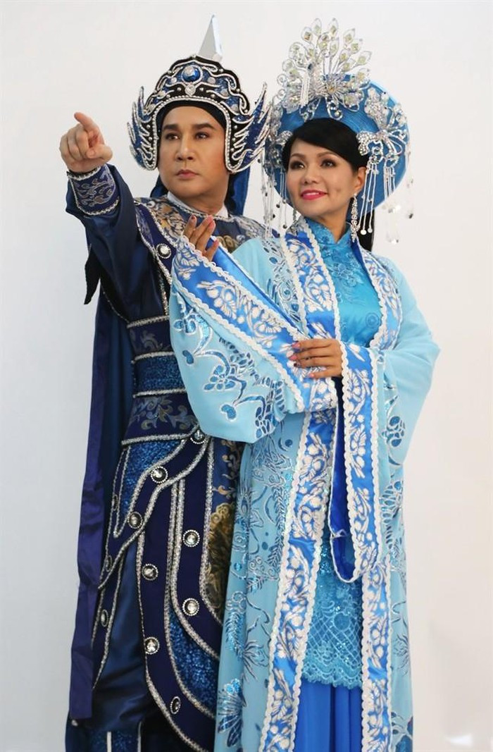 Giải trí - Hé lộ đường tình duyên nhiều sóng gió của NSƯT tài hoa Kim Tử Long (Hình 3).