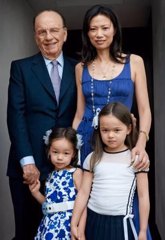 Đường tình ly kỳ hơn phim của nữ tỷ phú gốc Trung Quốc Đặng Văn Địch - Ảnh 4